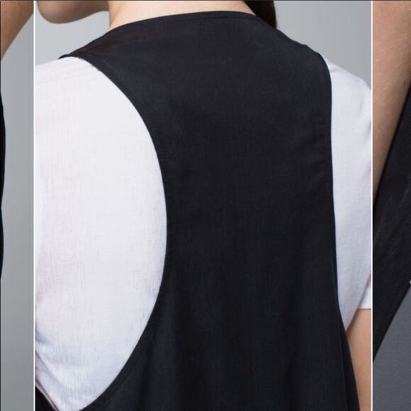 Lululemon Tranquility Black Sleeveless Wrap - Picture 7 of 10